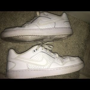 Nike son of force sneakers womens 8.5 mens 7